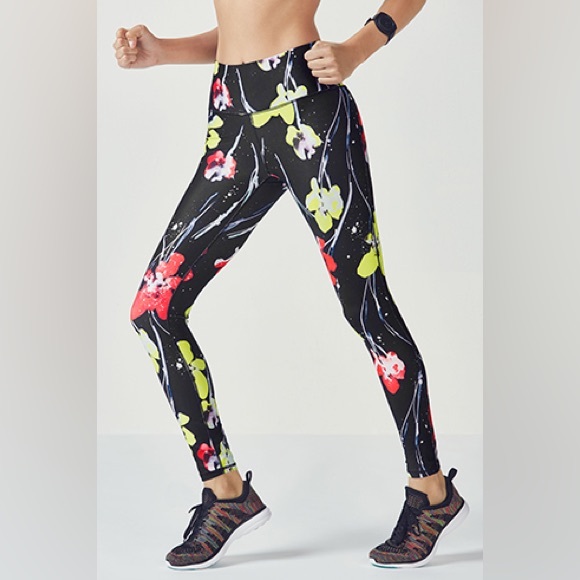 Fabletics Demi Lovato Define powerhold leggings sz medium - Picture 2 of 3